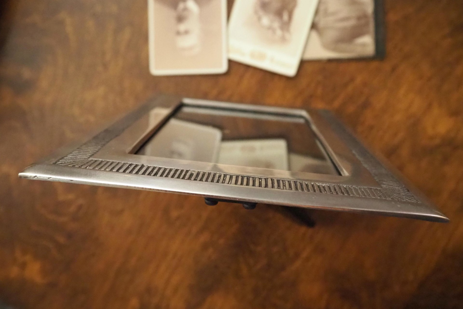 Vintage photo frame | Heavy silver tone frame | Vintage photo frame | Vintage picture frame | Silver tone photo frame | Silver picture frame