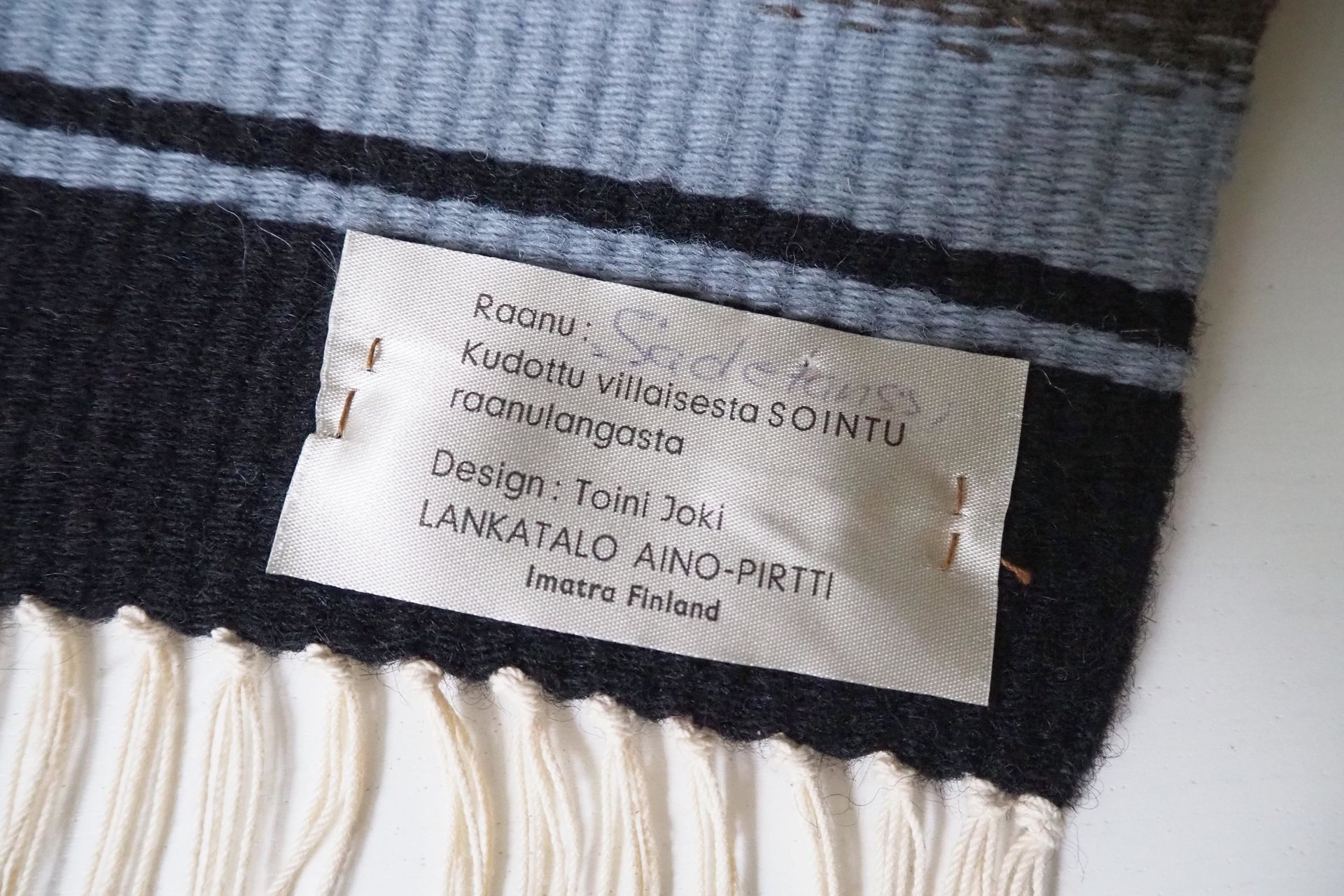 Vintage wall hanging | Finnish Raanu | Scandinavian wall tapestry | Toini Joki Raanu | Large vintage wall tapestry | Made in Finland