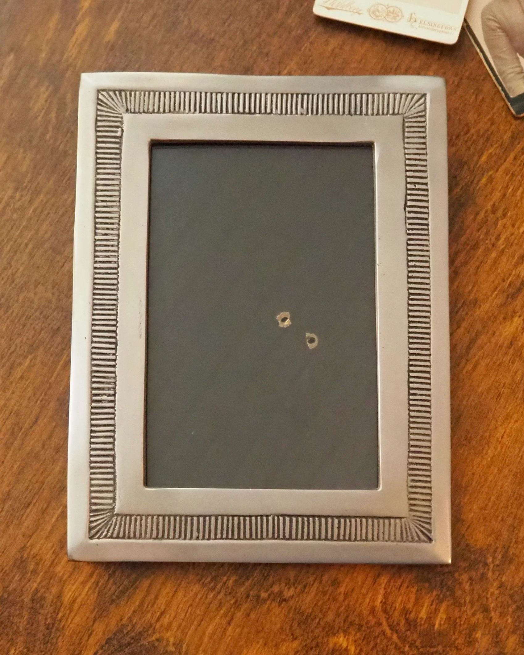 Vintage photo frame | Heavy silver tone frame | Vintage photo frame | Vintage picture frame | Silver tone photo frame | Silver picture frame