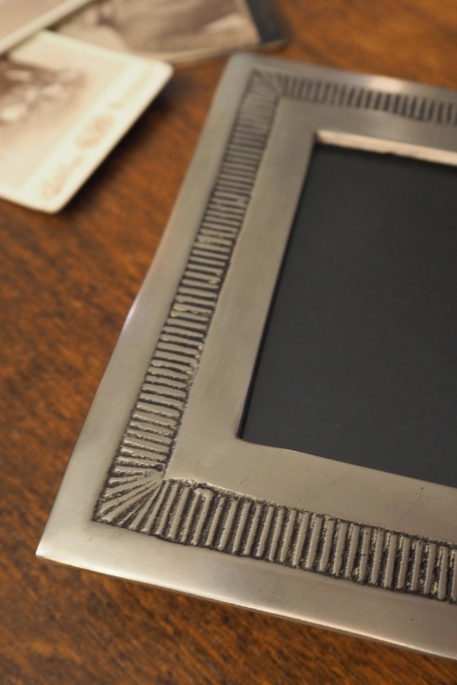 Vintage photo frame | Heavy silver tone frame | Vintage photo frame | Vintage picture frame | Silver tone photo frame | Silver picture frame