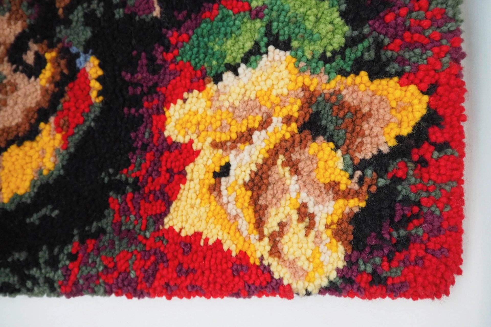 Vintage wall hanging | Vintage violin tapestry | Thick wall tapestry | Cottage core wall hanging | Vintage tapestry | Retro wall hanging