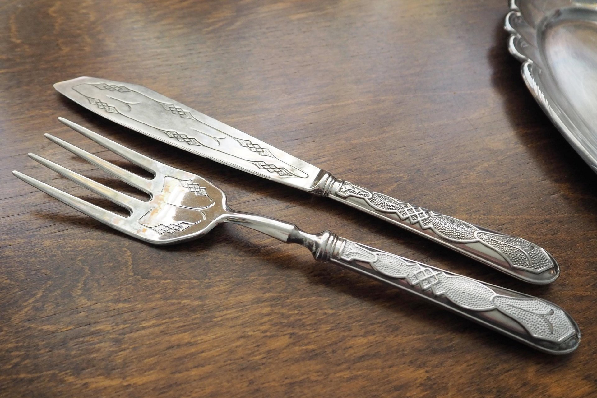 Vintage serving utensils | Vintage serving set | 1950s serving set | Vintage serving knife and fork | Vintage serveware