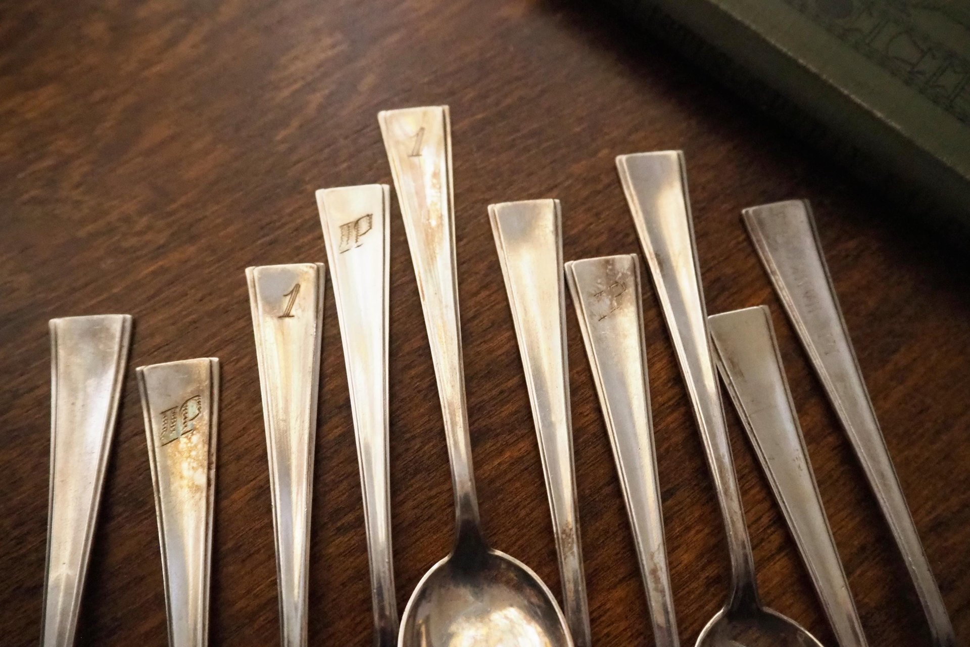 Set of ten vintage teaspoons | Small silver plated teaspoons | Matching teaspoon set | Vintage alpacca teaspoons