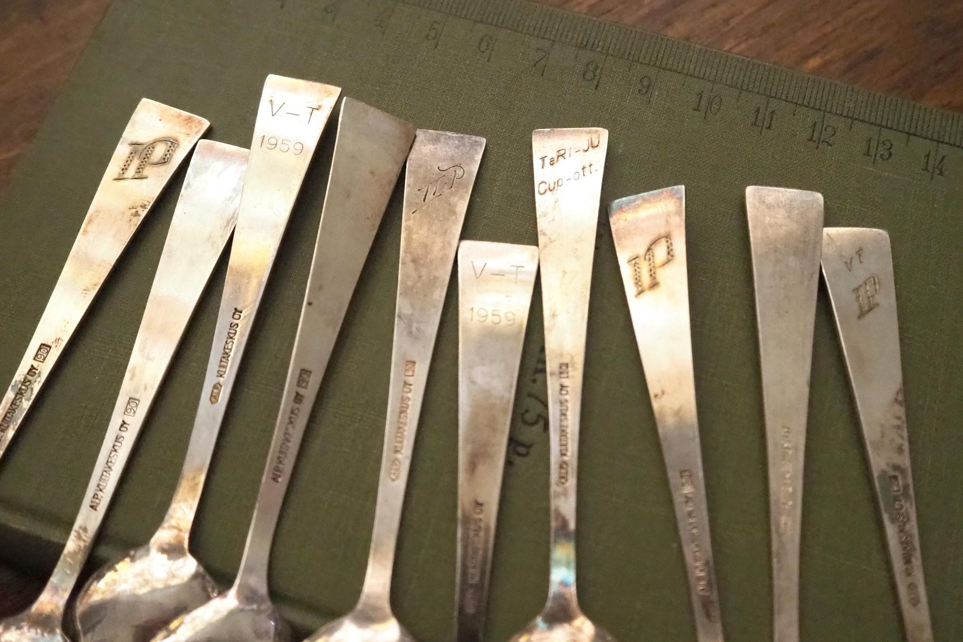 Set of ten vintage teaspoons | Small silver plated teaspoons | Matching teaspoon set | Vintage alpacca teaspoons