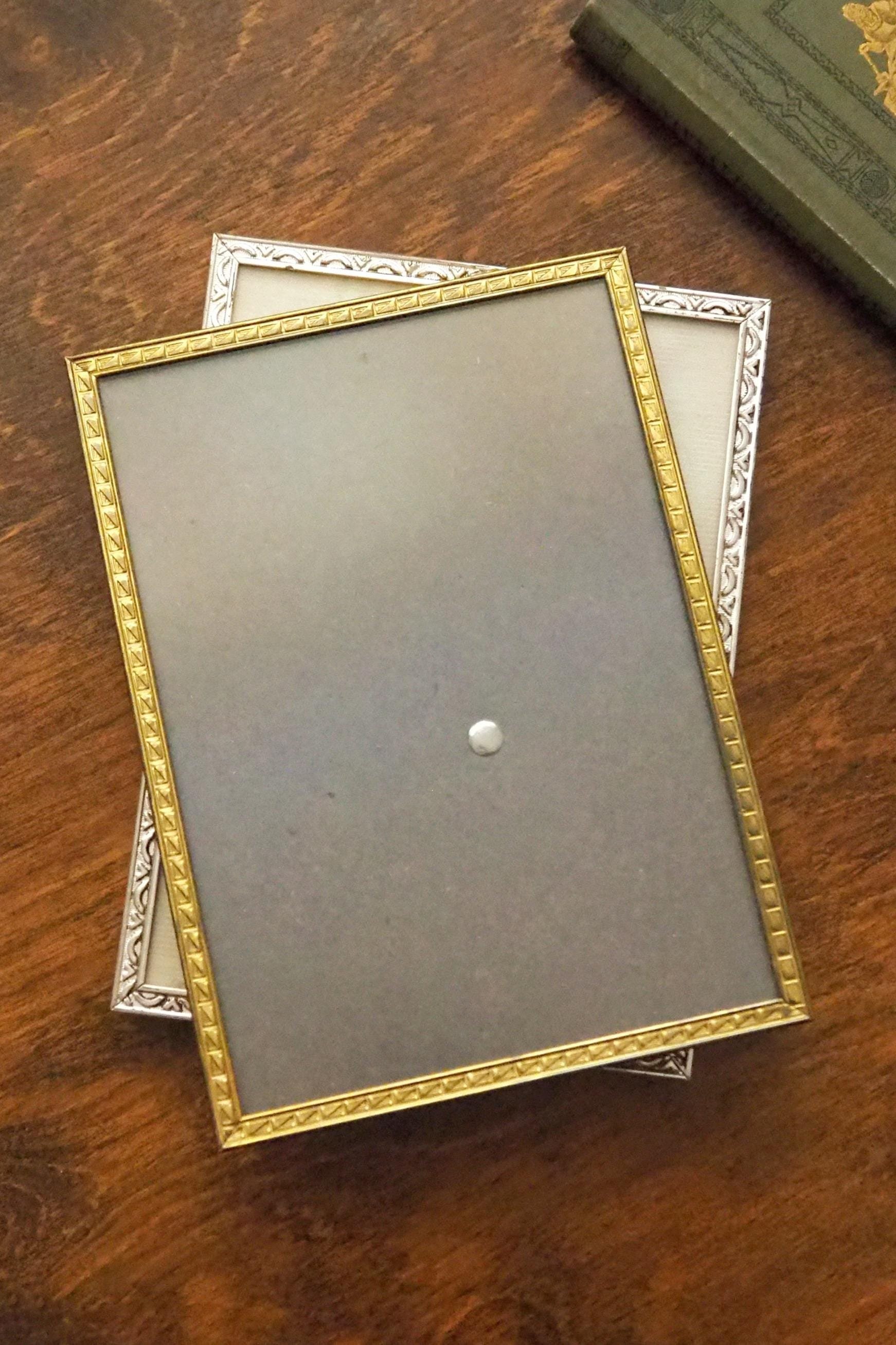 Set of two vintage photo frames | Vintage photo frames 13x18 cm | Vintage brass picture frames | Vintage silver plated frames