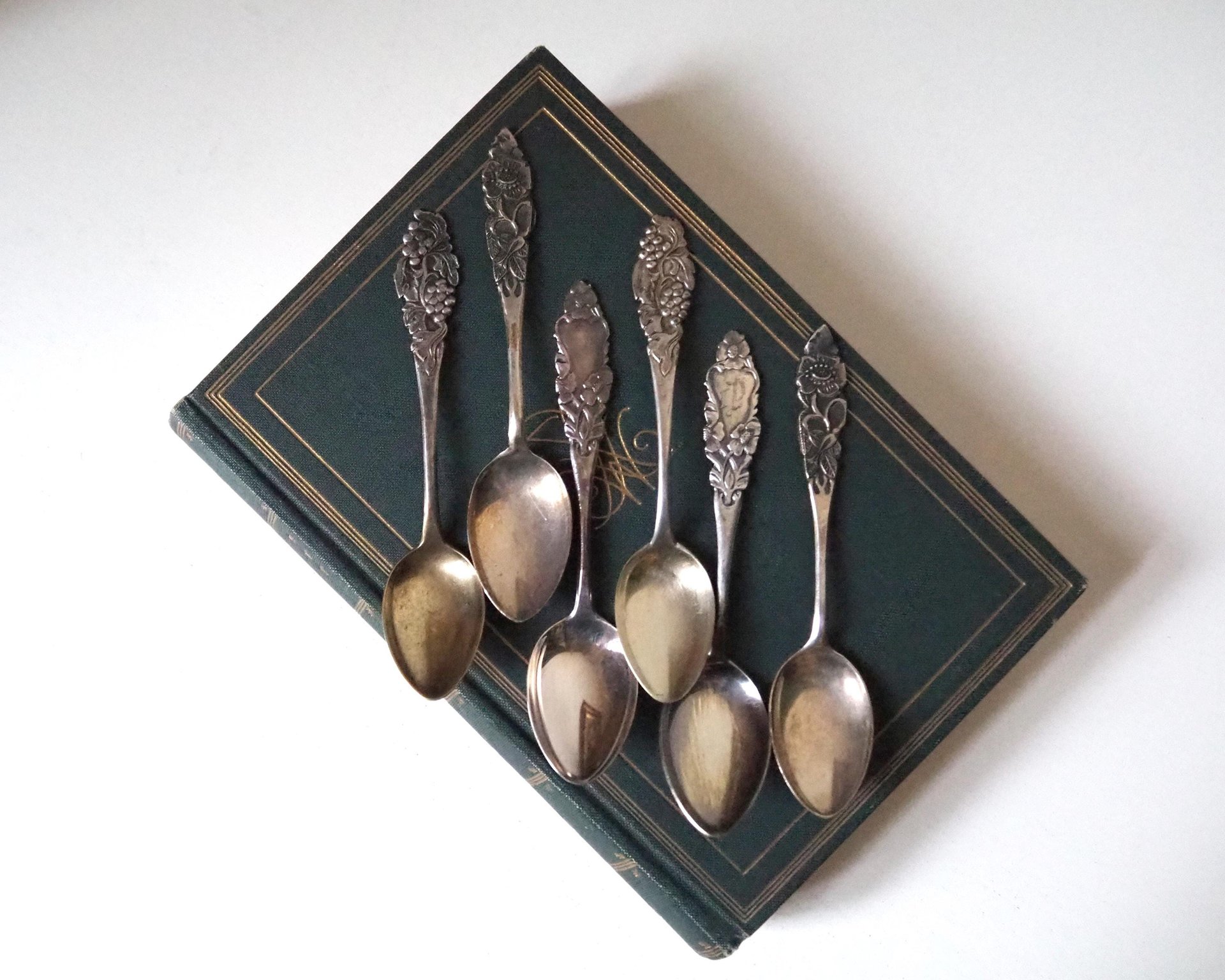 Set of six vintage teaspoons | Small silver plated teaspoons | Mismatched teaspoon set | Vintage alpacca teaspoons