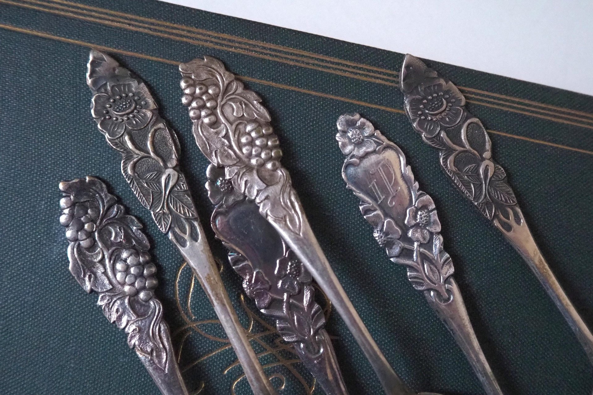 Set of six vintage teaspoons | Small silver plated teaspoons | Mismatched teaspoon set | Vintage alpacca teaspoons