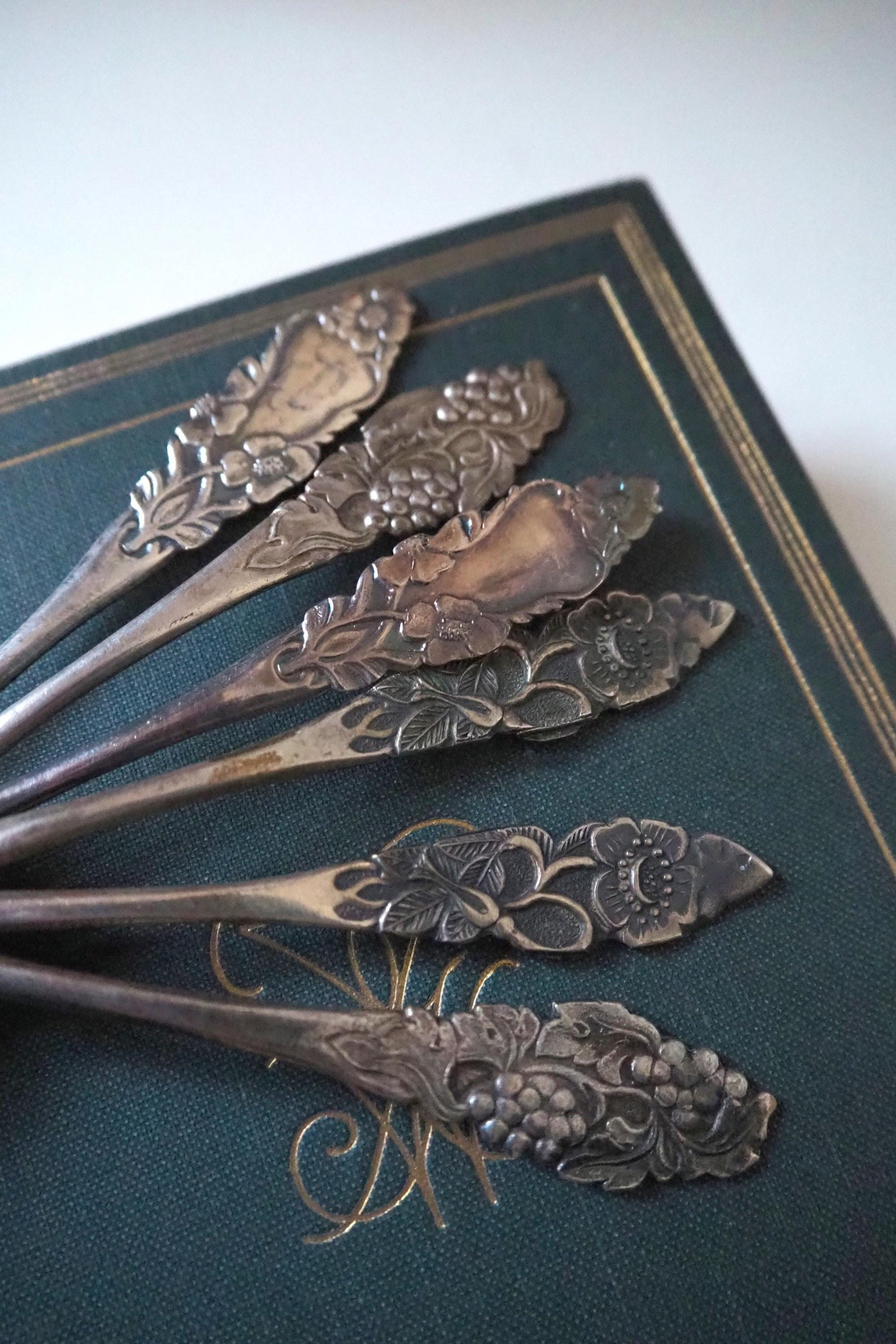 Set of six vintage teaspoons | Small silver plated teaspoons | Mismatched teaspoon set | Vintage alpacca teaspoons