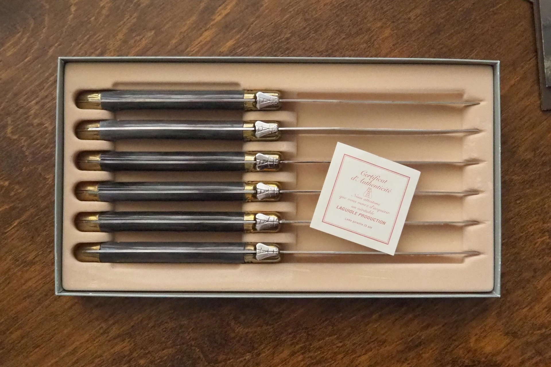 Set of six vintage steak knives | Vintage Laguiole knives | Vintage stainless steel knives | Vintage steak knife set | Acier Inox