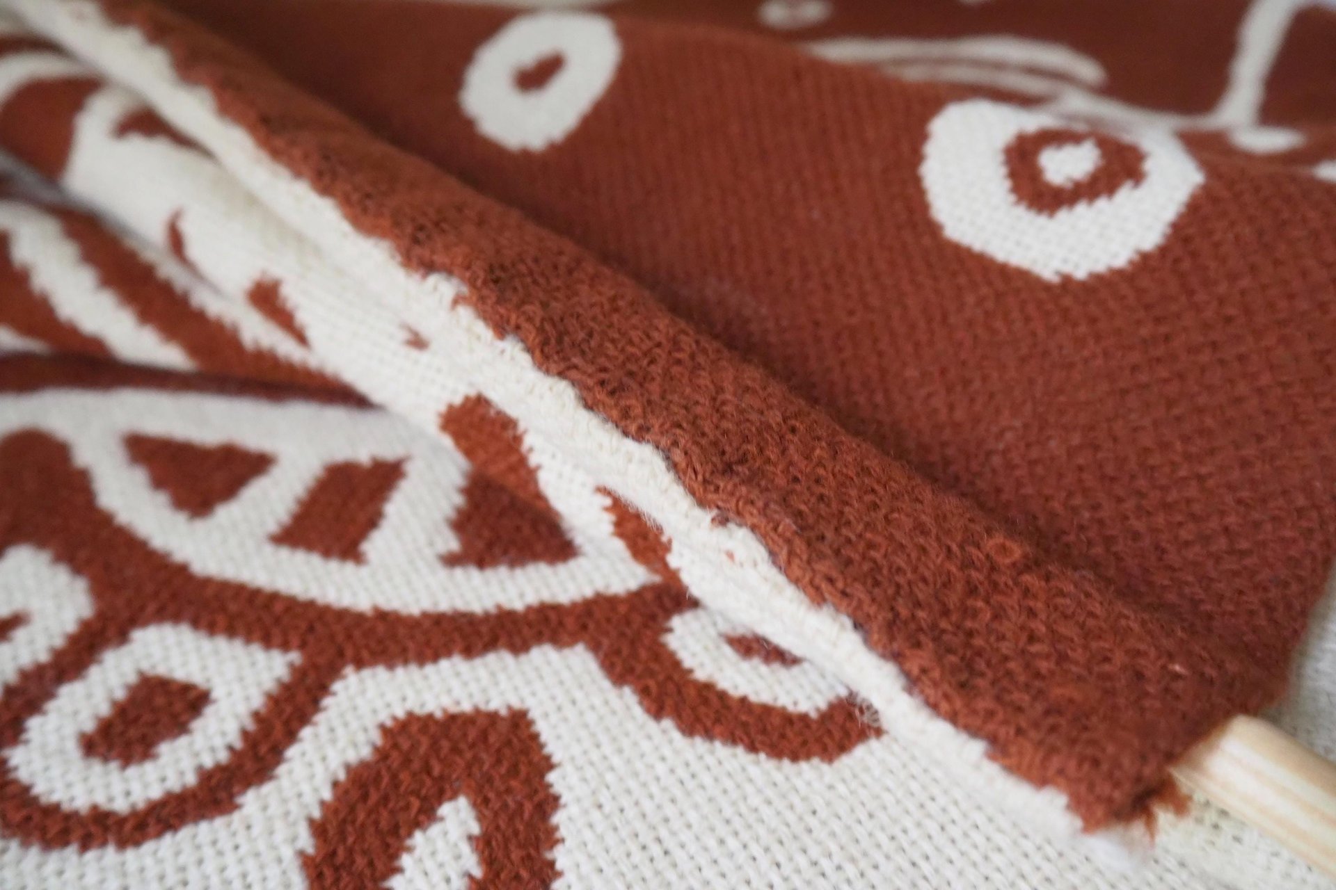 Vintage wall hanging | Long white and brown wall hanging | Scandinavian wall hanging | Vintage wall tapestry | Handmade wall tapestry