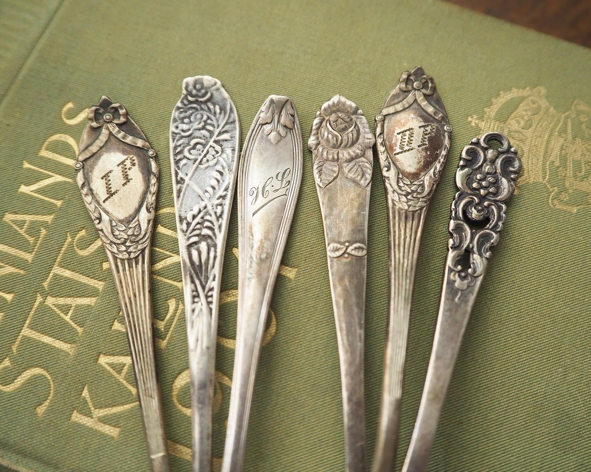 Set of six vintage teaspoons | Small silver plated teaspoons | Mismatched teaspoon set | Vintage alpacca teaspoons