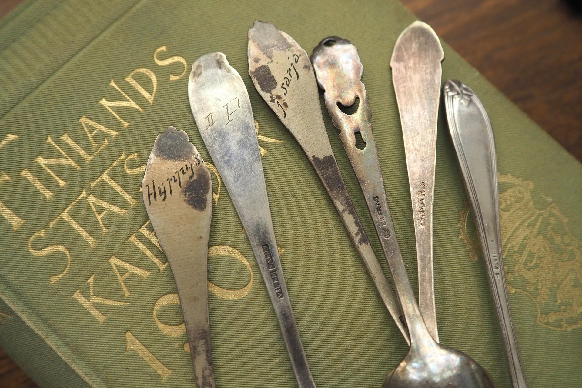 Set of six vintage teaspoons | Small silver plated teaspoons | Mismatched teaspoon set | Vintage alpacca teaspoons