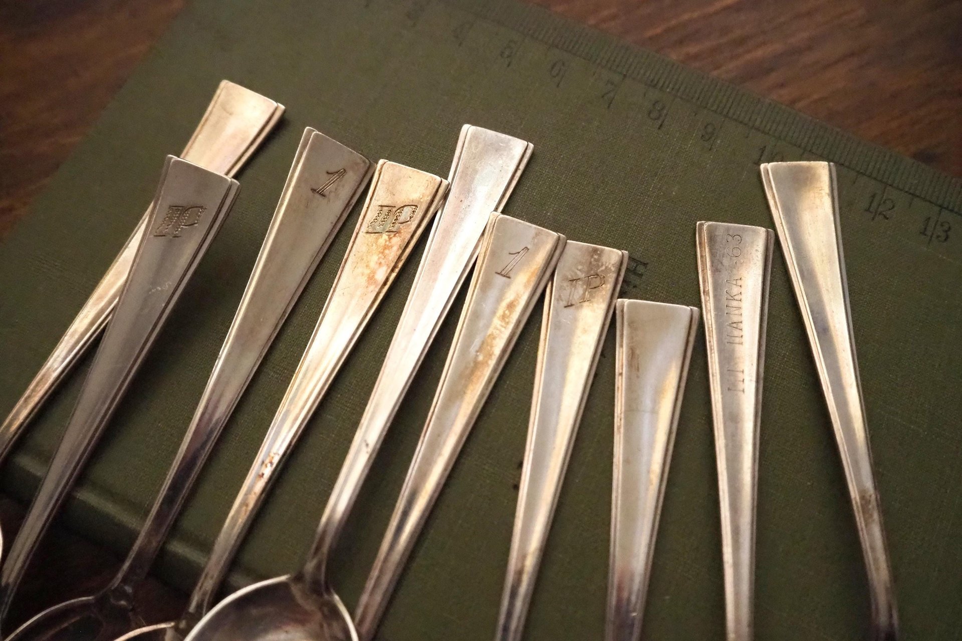 Set of ten vintage teaspoons | Small silver plated teaspoons | Matching teaspoon set | Vintage alpacca teaspoons