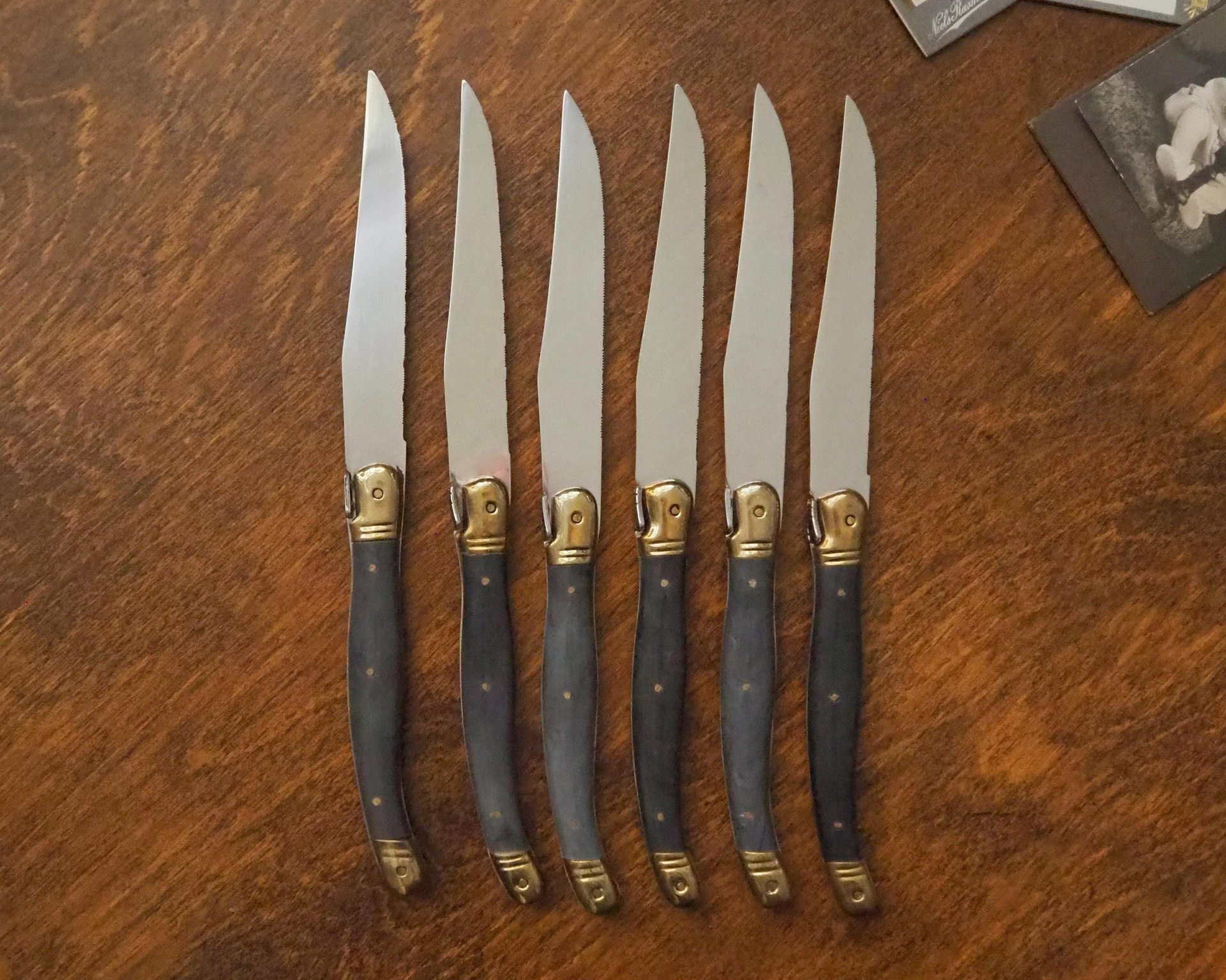 Set of six vintage steak knives | Vintage Laguiole knives | Vintage stainless steel knives | Vintage steak knife set | Acier Inox