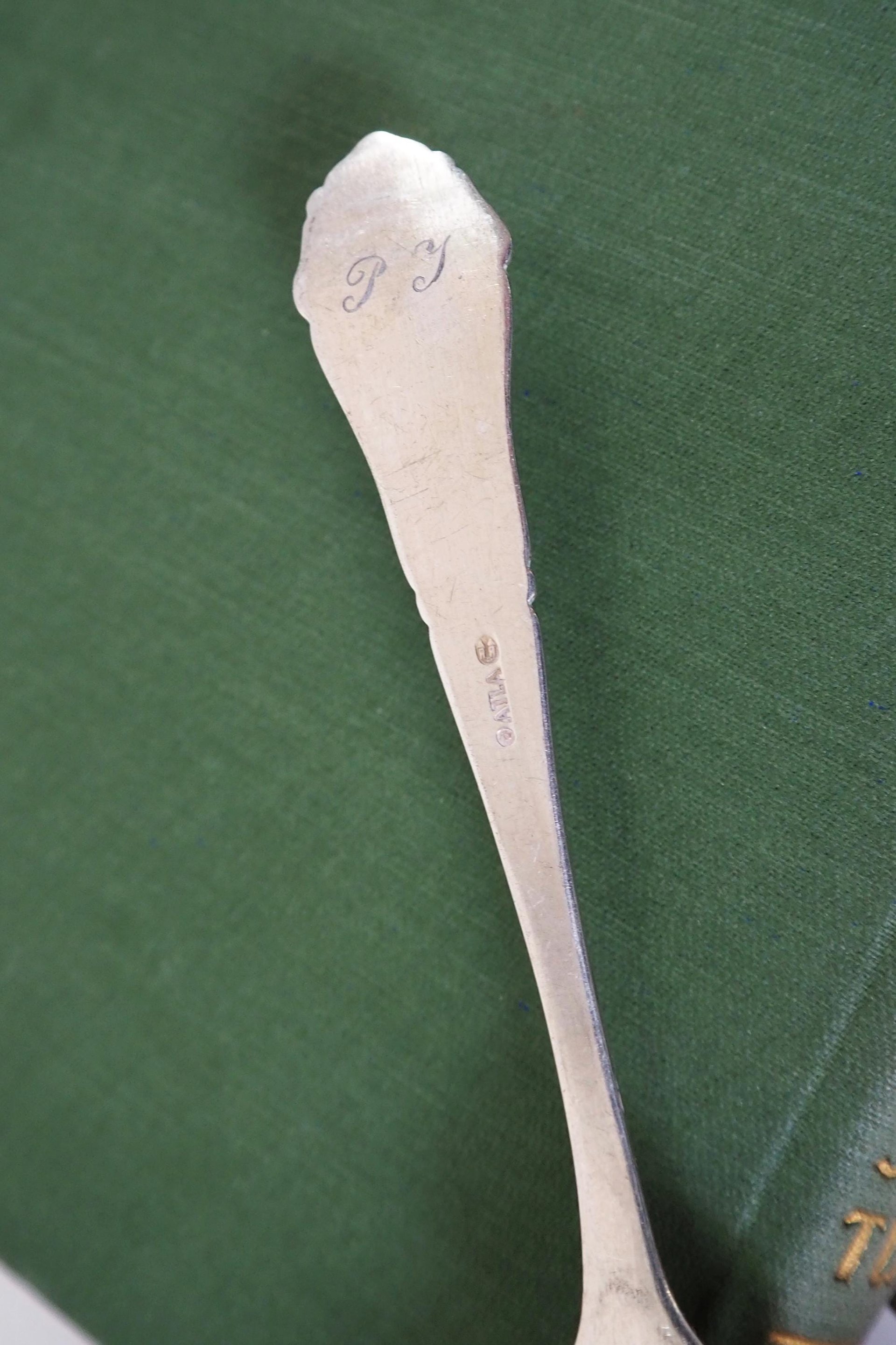 Set of ten vintage dessert forks | Danish dessert forks | Vintage dessert forks | Atla dessert forks | Small vintage forks | Made in Denmark