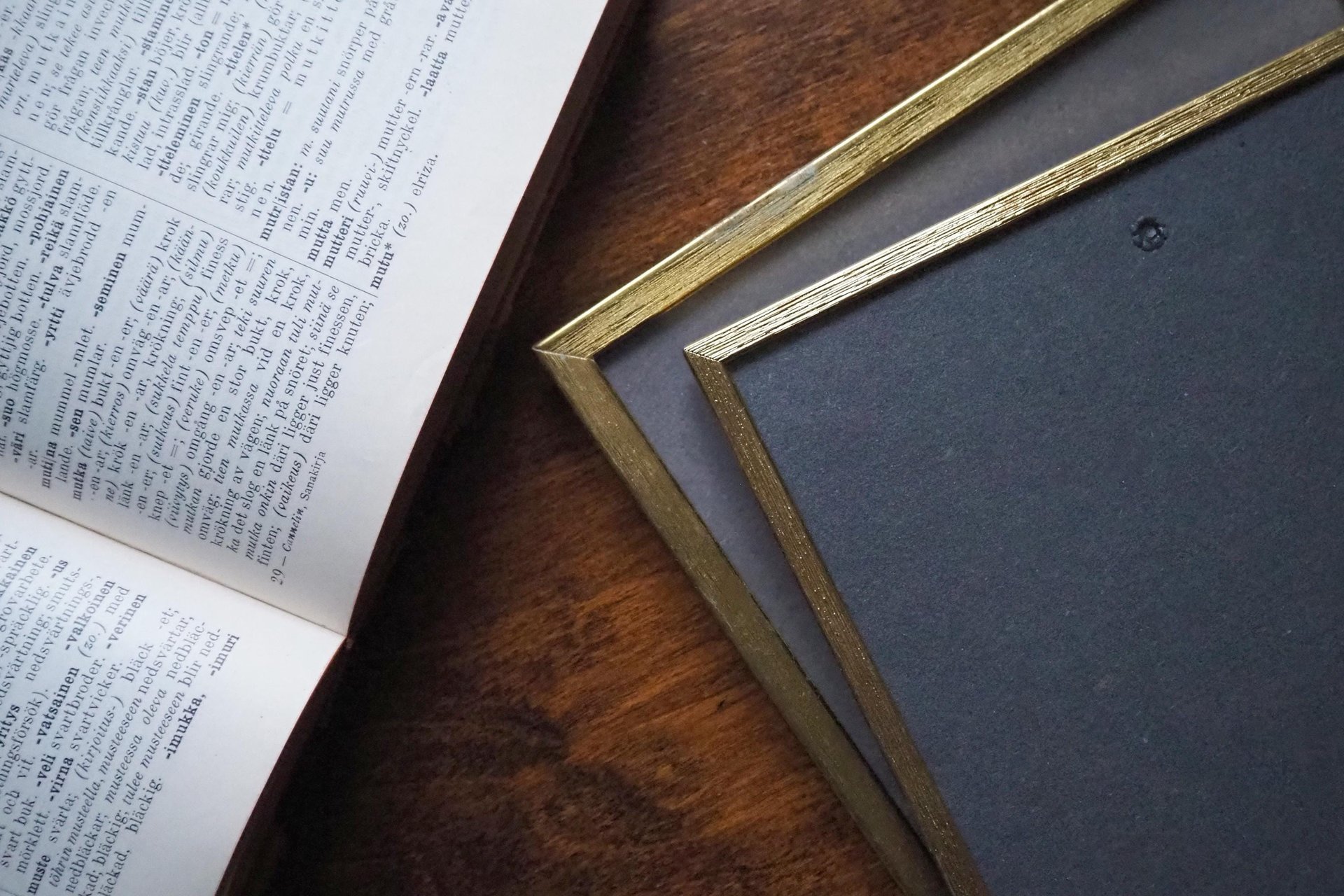 Set of two vintage photo frames | Vintage brass frames | Matching vintage frames | Vintage brass frame set | Vintage Jyden frames