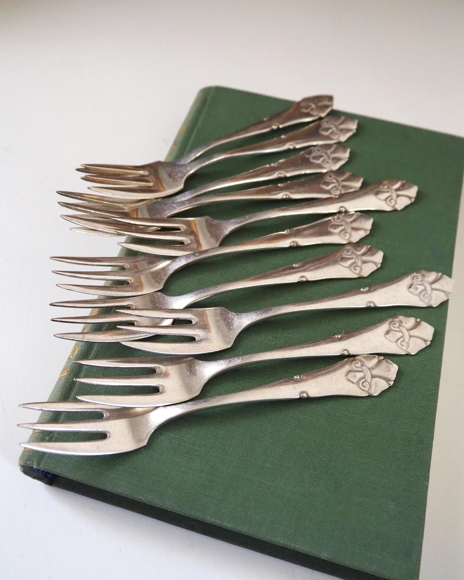 Set of ten vintage dessert forks | Danish dessert forks | Vintage dessert forks | Atla dessert forks | Small vintage forks | Made in Denmark