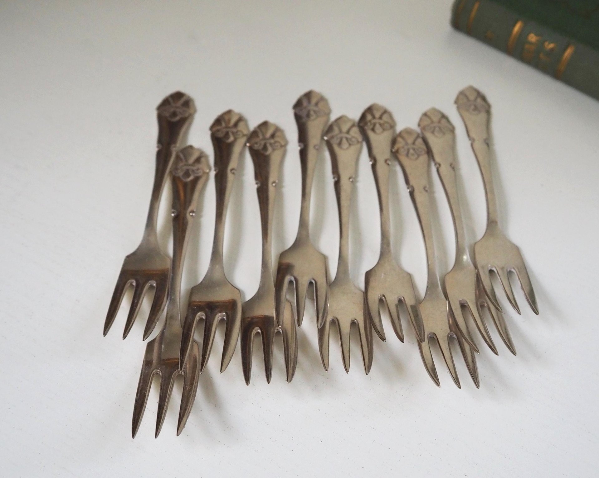 Set of ten vintage dessert forks | Danish dessert forks | Vintage dessert forks | Atla dessert forks | Small vintage forks | Made in Denmark