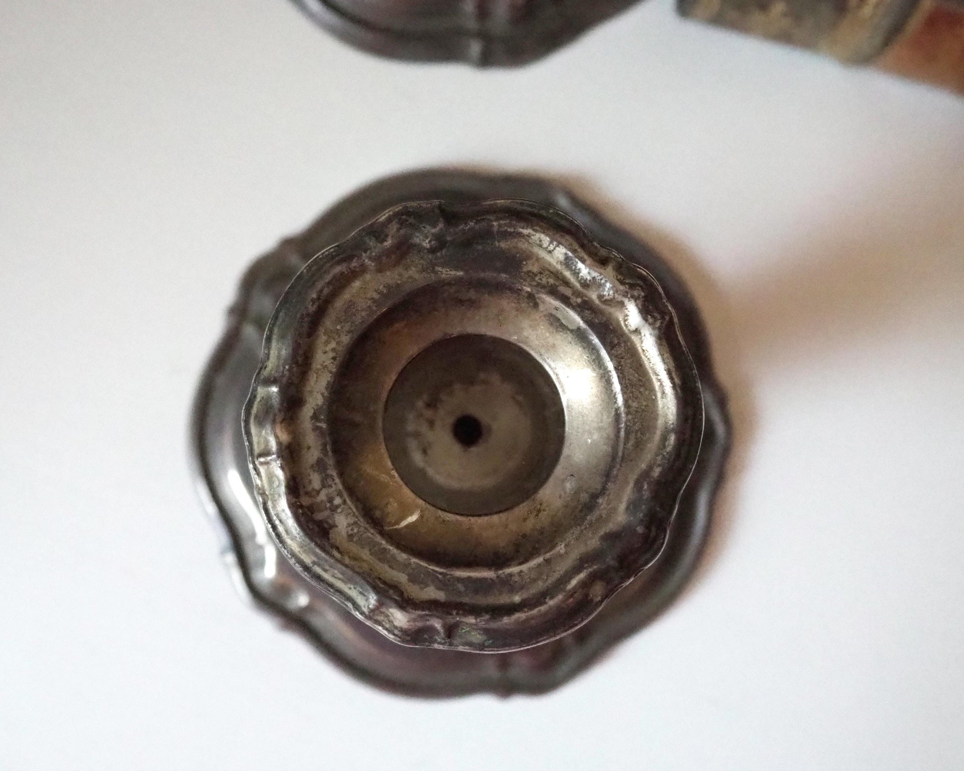 Set of two vintage candlestick holders | Silver plated candlestick holders | Large silver candlestick holders | Vintage candle holders