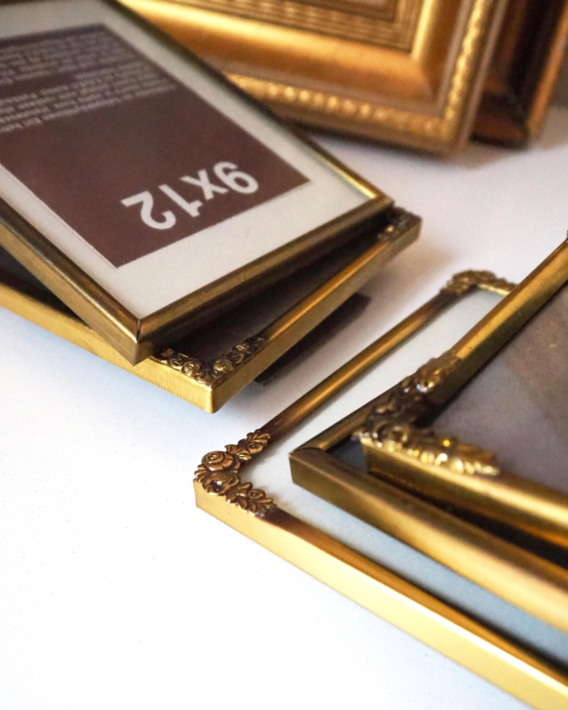 Set of five vintage photo frames | Mismatched photo frames | Set of five brass vintage frames | Vintage brass picture frames