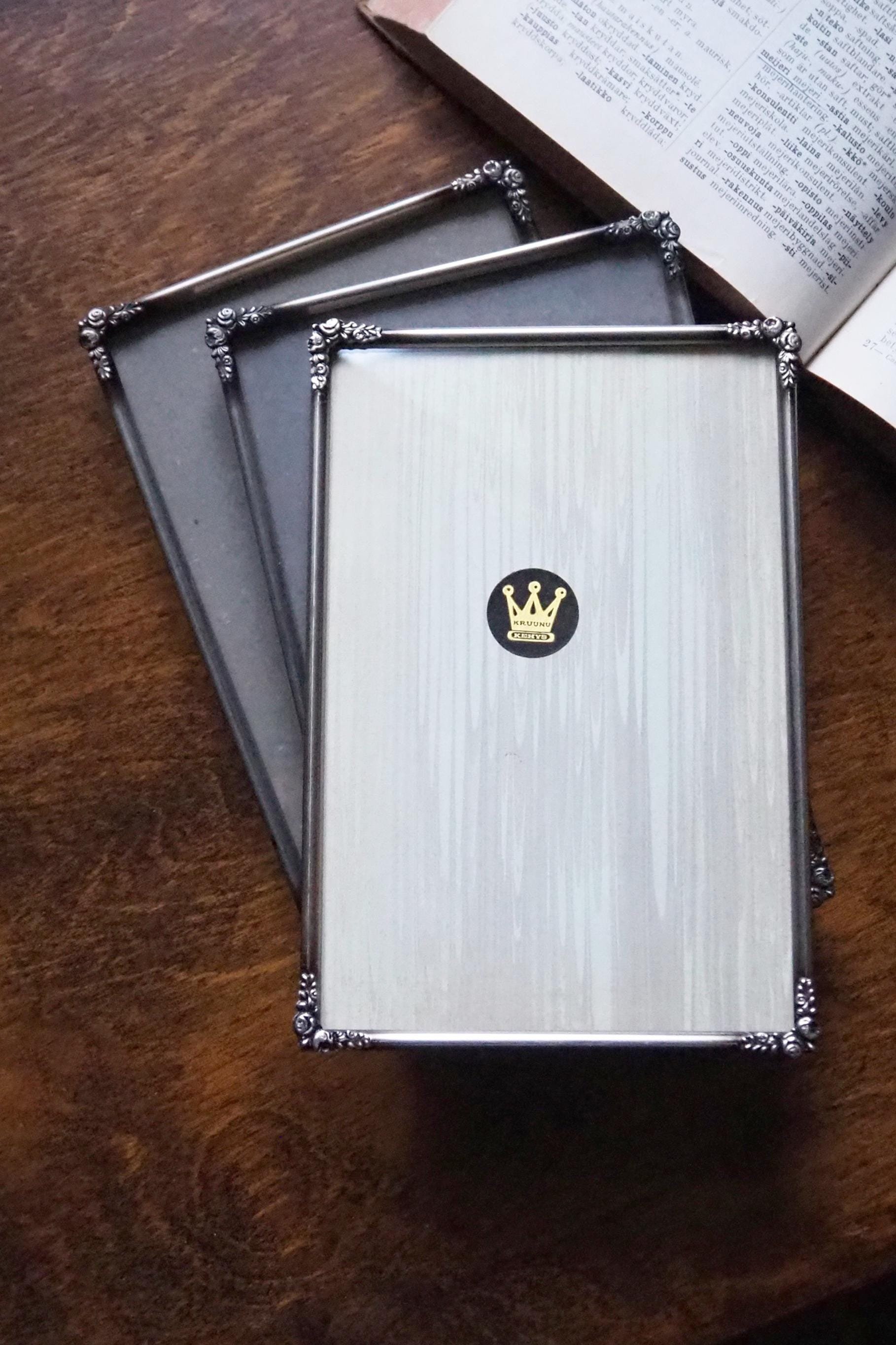 Set of three vintage photo frames | Silver plated photo frames 12x18 cm | Vintage silver plated picture frames | Vintage picture frames