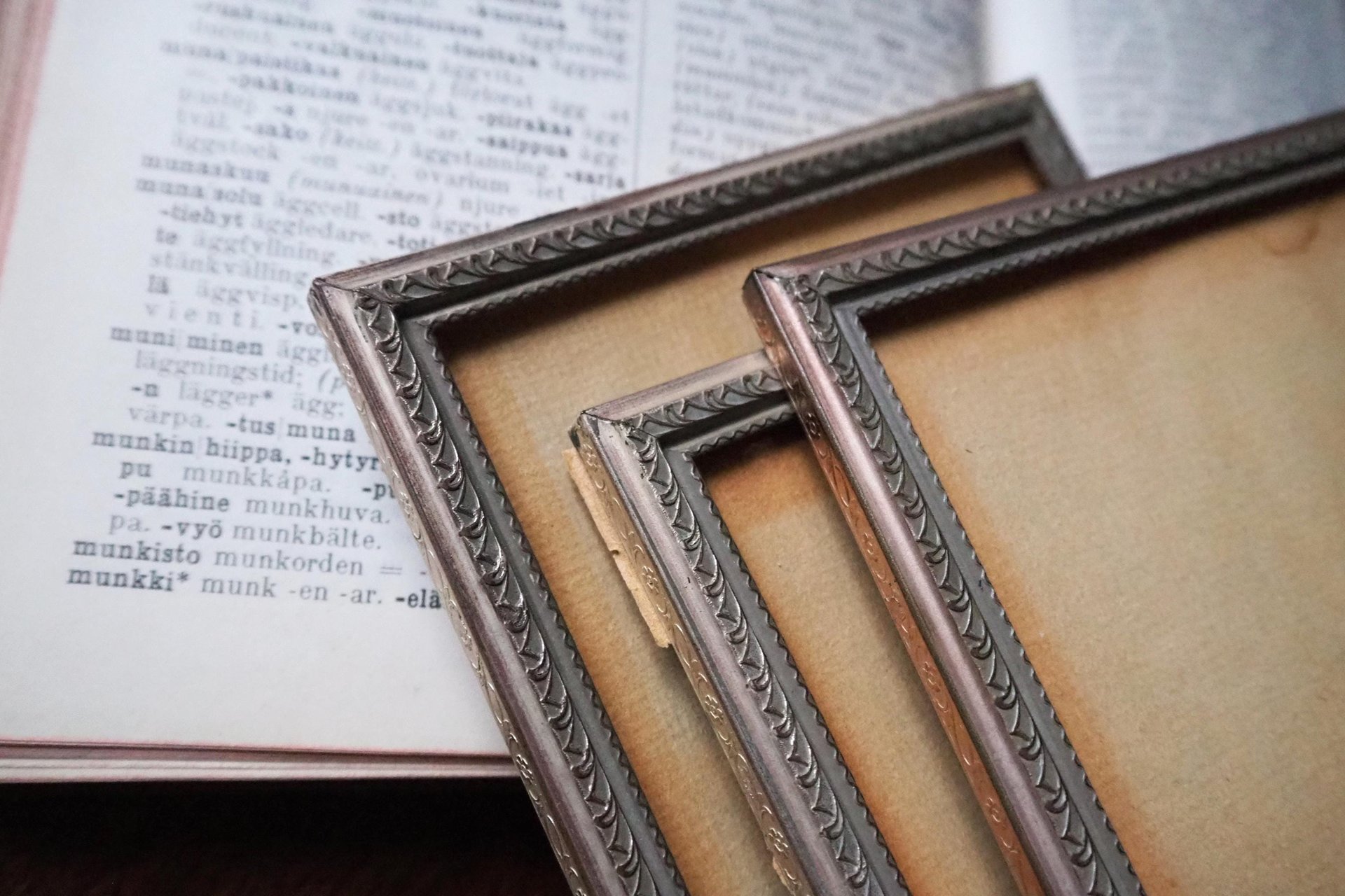 Set of three vintage photo frames | Silver plated photo frames 11x16 cm | Vintage silver plated picture frames | Vintage picture frames