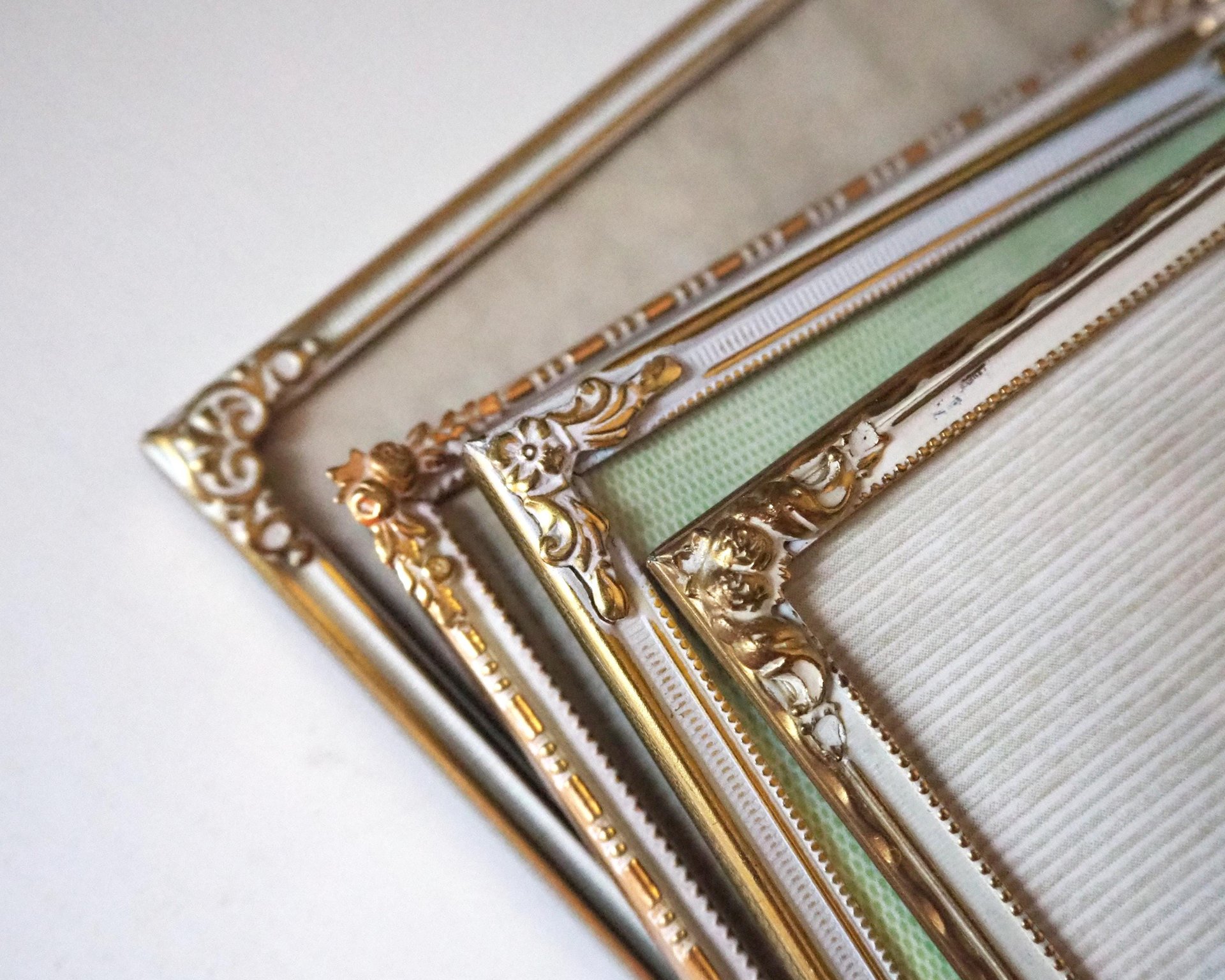 Set of four vintage photo frames | Set of four mismatched vintage frames | Vintage brass picture frames | Vintage brass frame set
