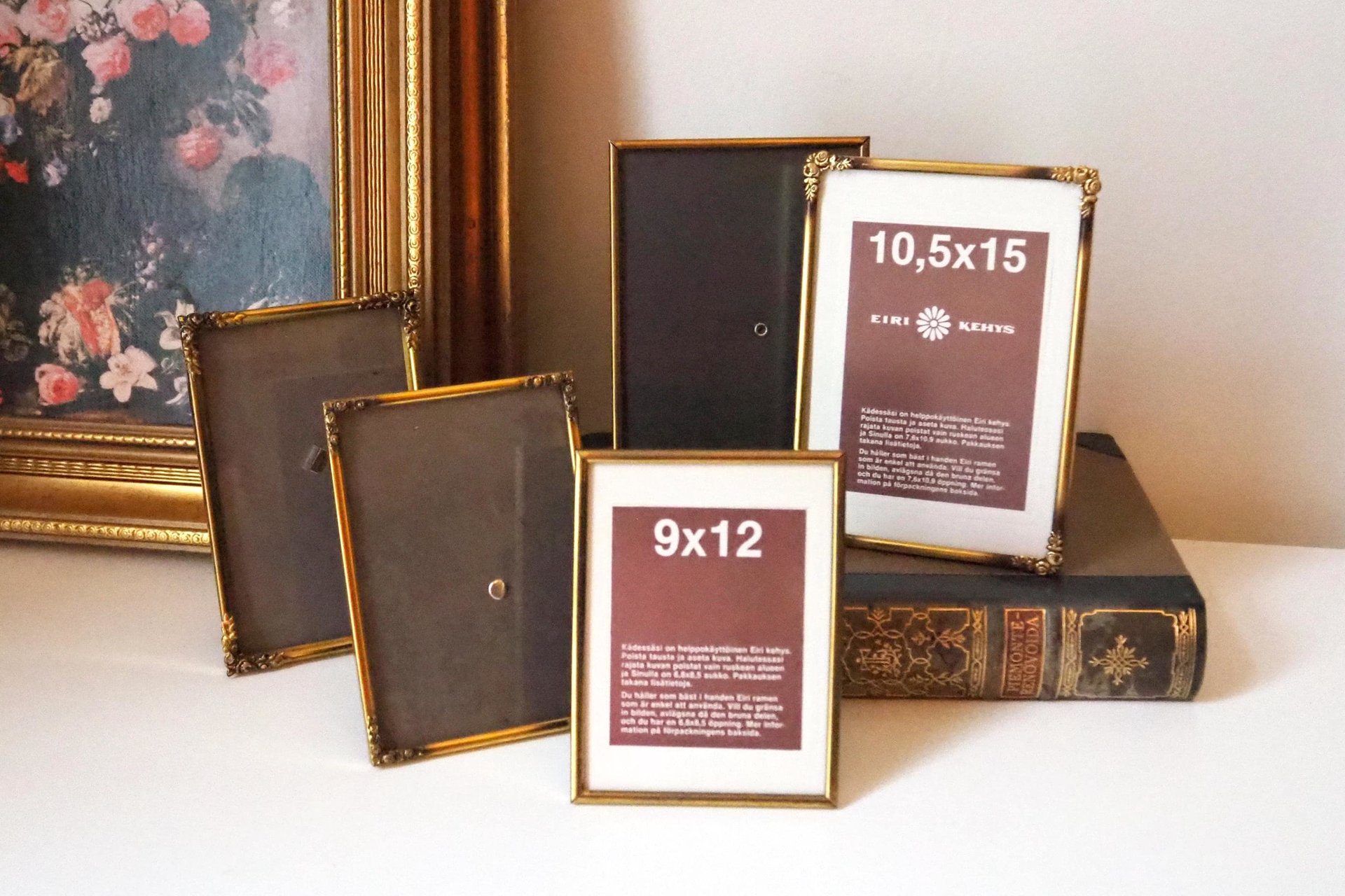 Set of five vintage photo frames | Mismatched photo frames | Set of five brass vintage frames | Vintage brass picture frames