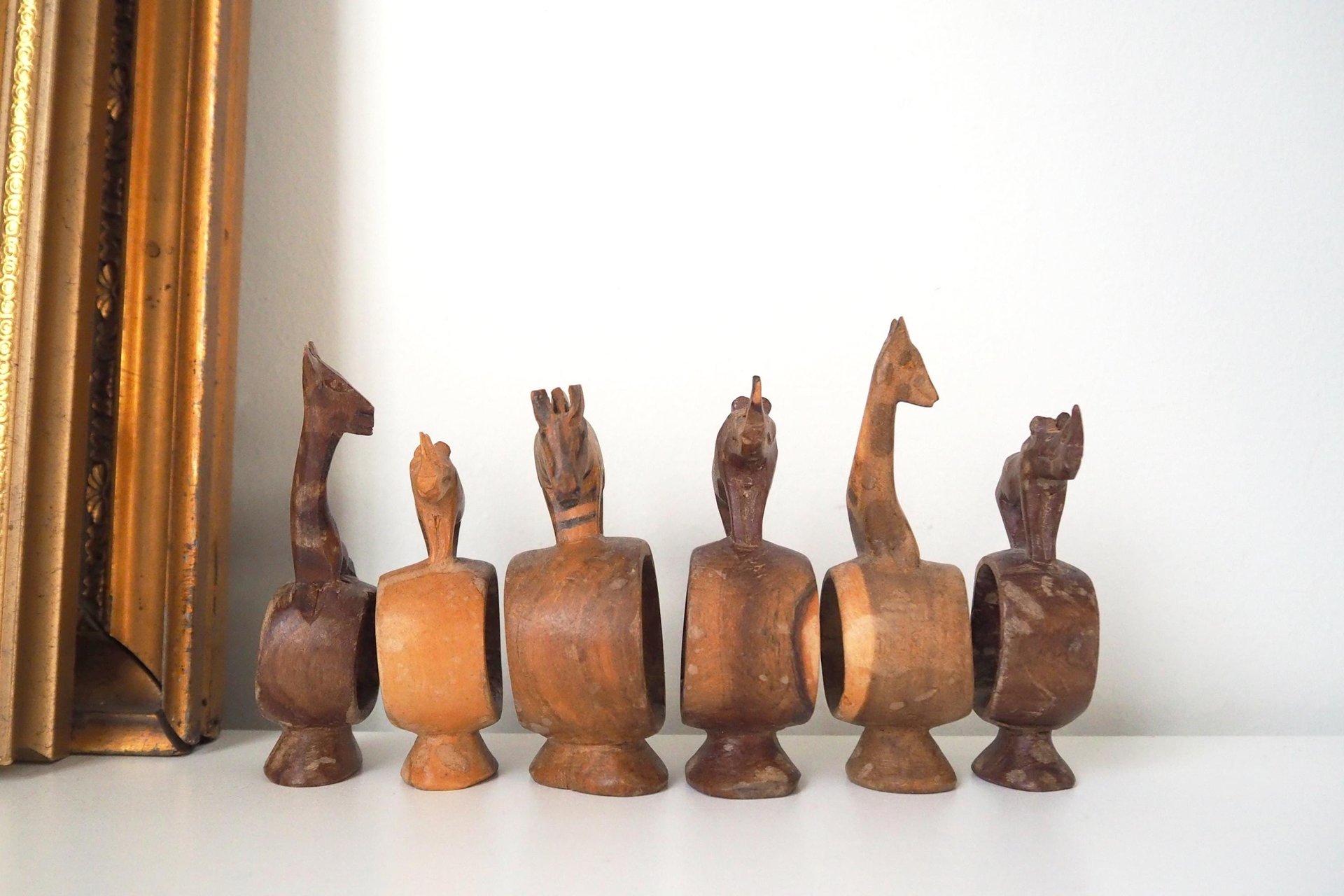 Vintage napkin rings | Set of six wooden napkin rings | Hand carved napkin rings | Set of six wooden animal napkin rings