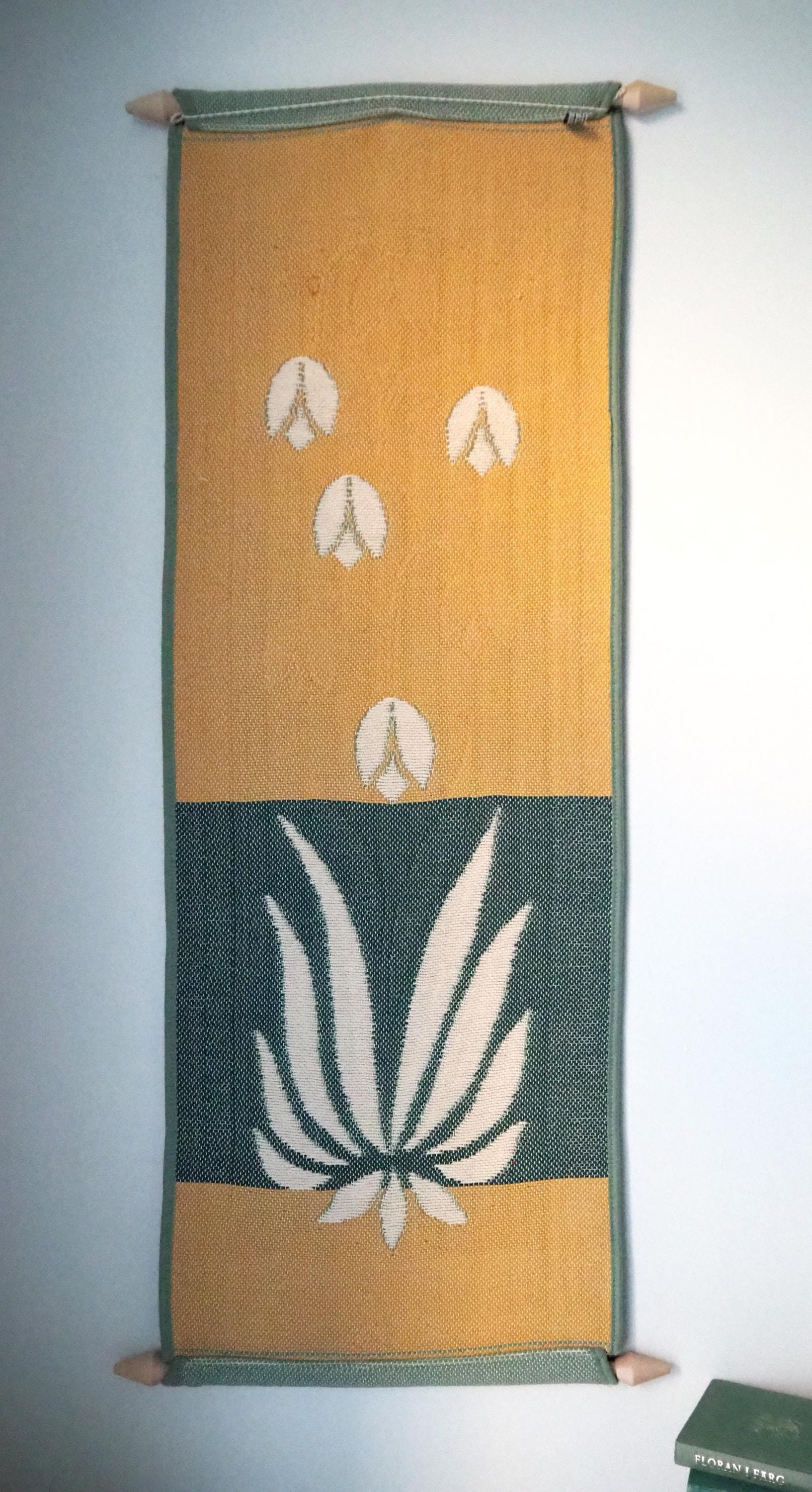 Vintage wall hanging | Floral wall tapestry | Scandinavian woven textile | Pastel wall tapestry | | Made in Finland