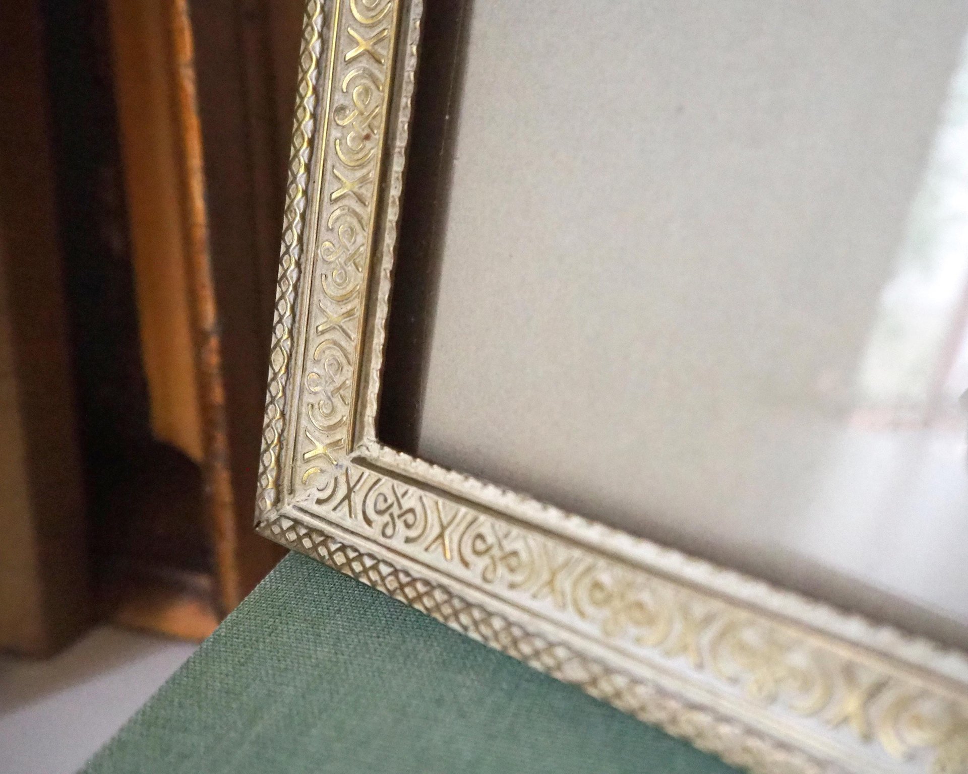 Vintage photo frame 18x24 cm | Vintage brass frame | Brass picture frame | Ornate photo frame | Vintage photo frame