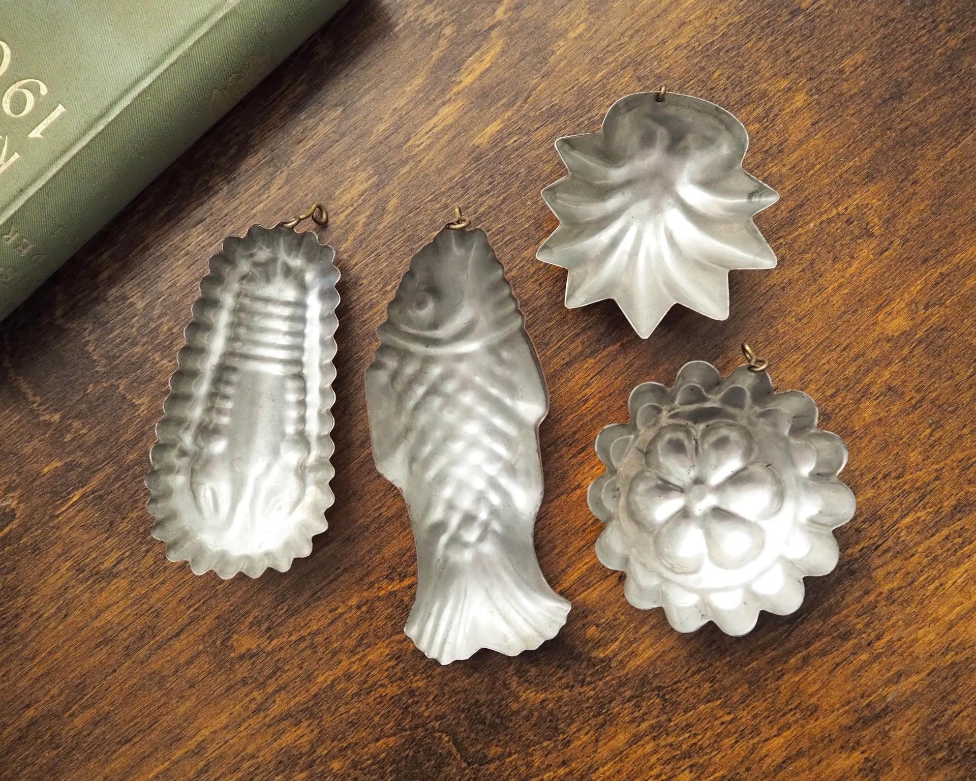 Set of four small vintage copper baking molds | Tiny copper molds | Mismatched copper molds | Vintage copper molds | Vintage kitchen decor