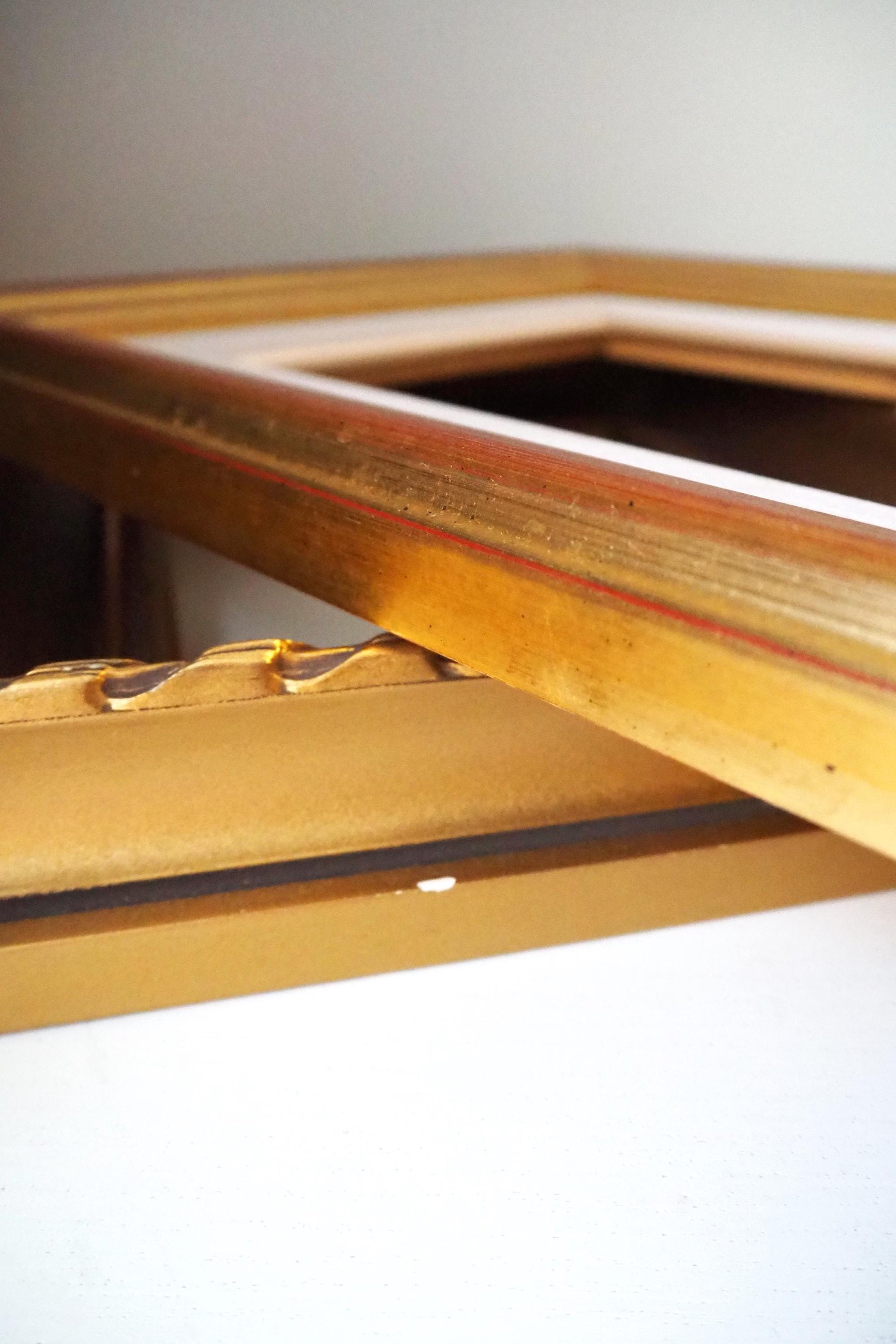 Vintage wooden frames | Vintage wooden picture frames | Gilded vintage frames | Made in Finland