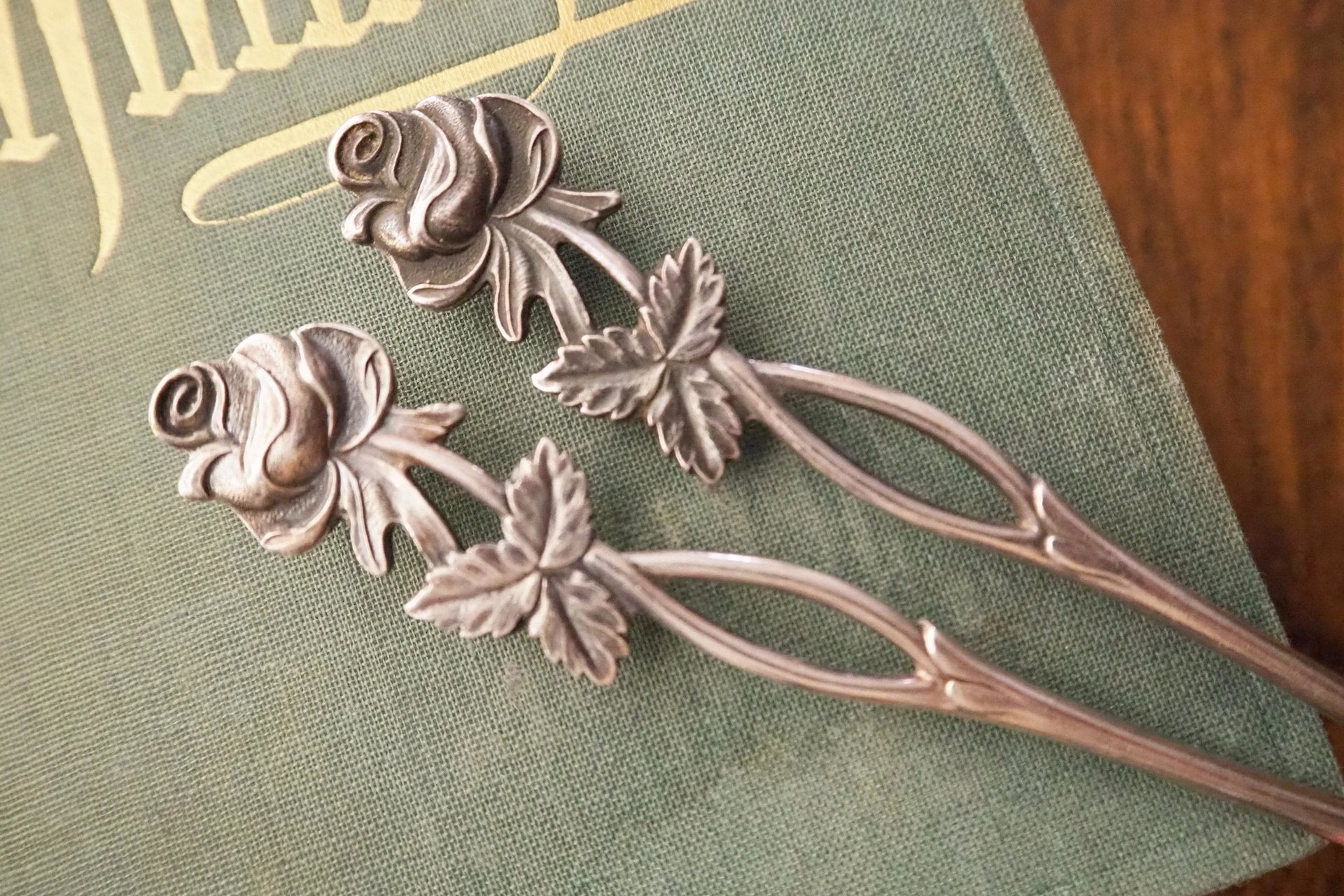 Vintage alpacca silver cake servers | Set of two vintage cake servers | Alpacca silver cake servers | Vintage serveware