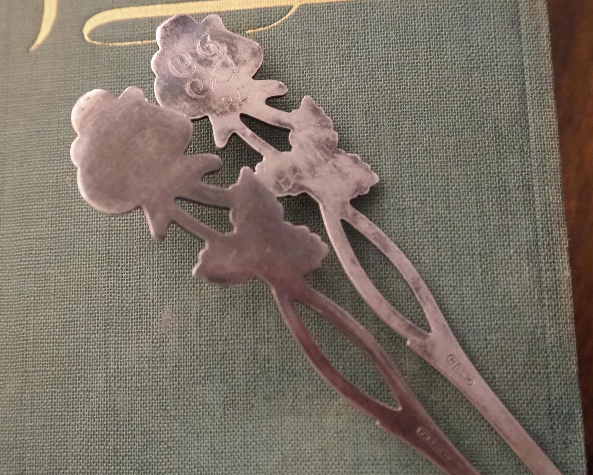 Vintage alpacca silver cake servers | Set of two vintage cake servers | Alpacca silver cake servers | Vintage serveware