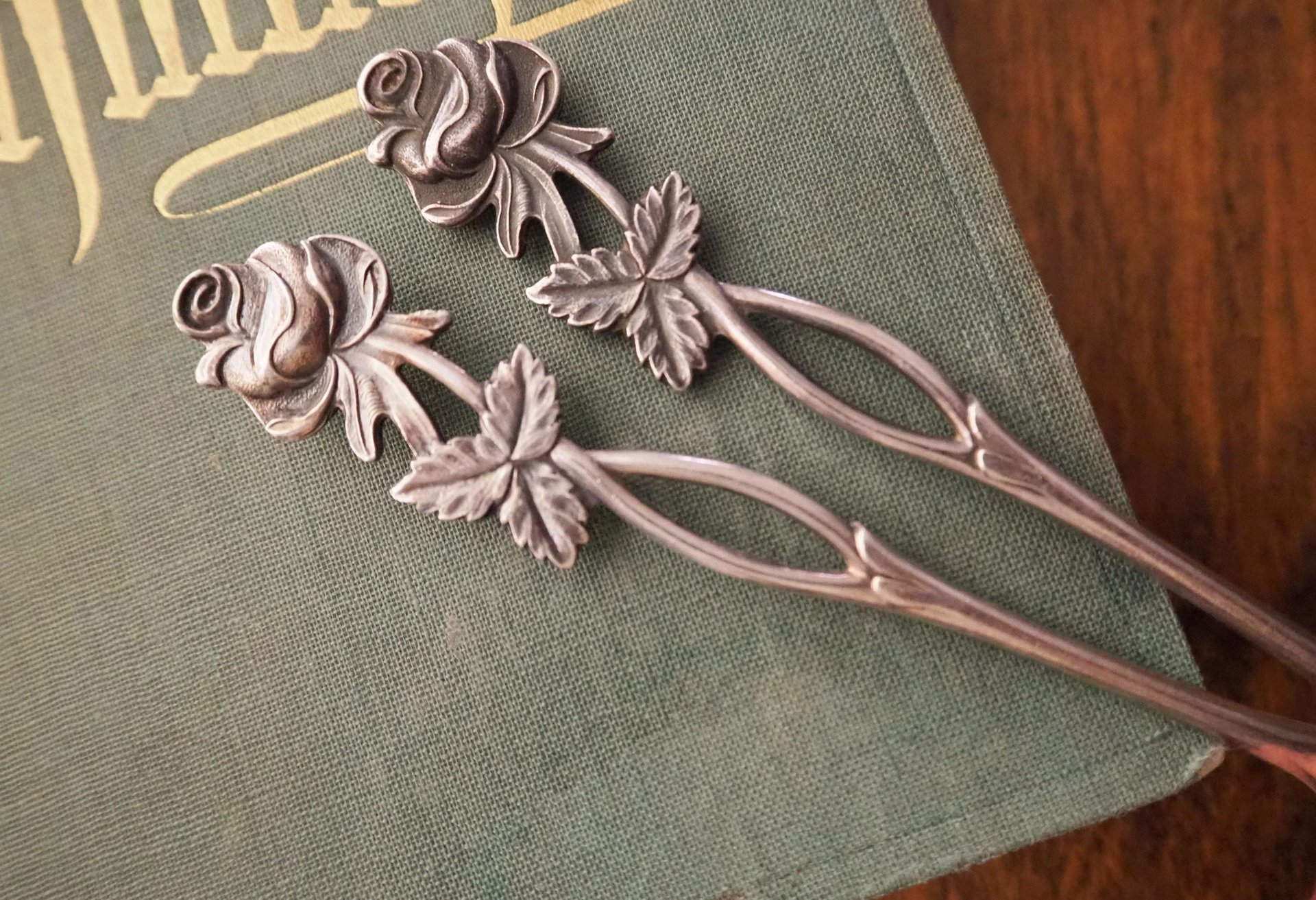 Vintage alpacca silver cake servers | Set of two vintage cake servers | Alpacca silver cake servers | Vintage serveware