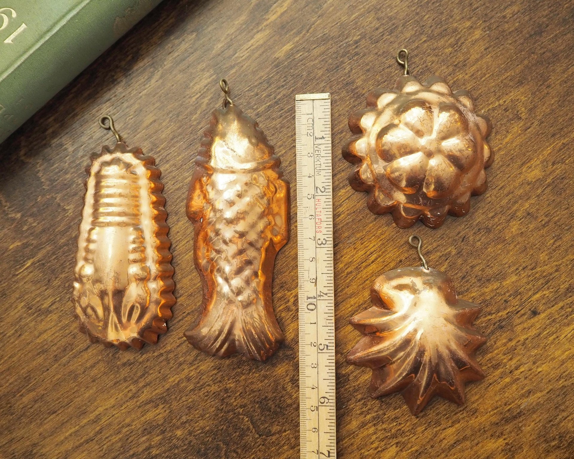 Set of four small vintage copper baking molds | Tiny copper molds | Mismatched copper molds | Vintage copper molds | Vintage kitchen decor