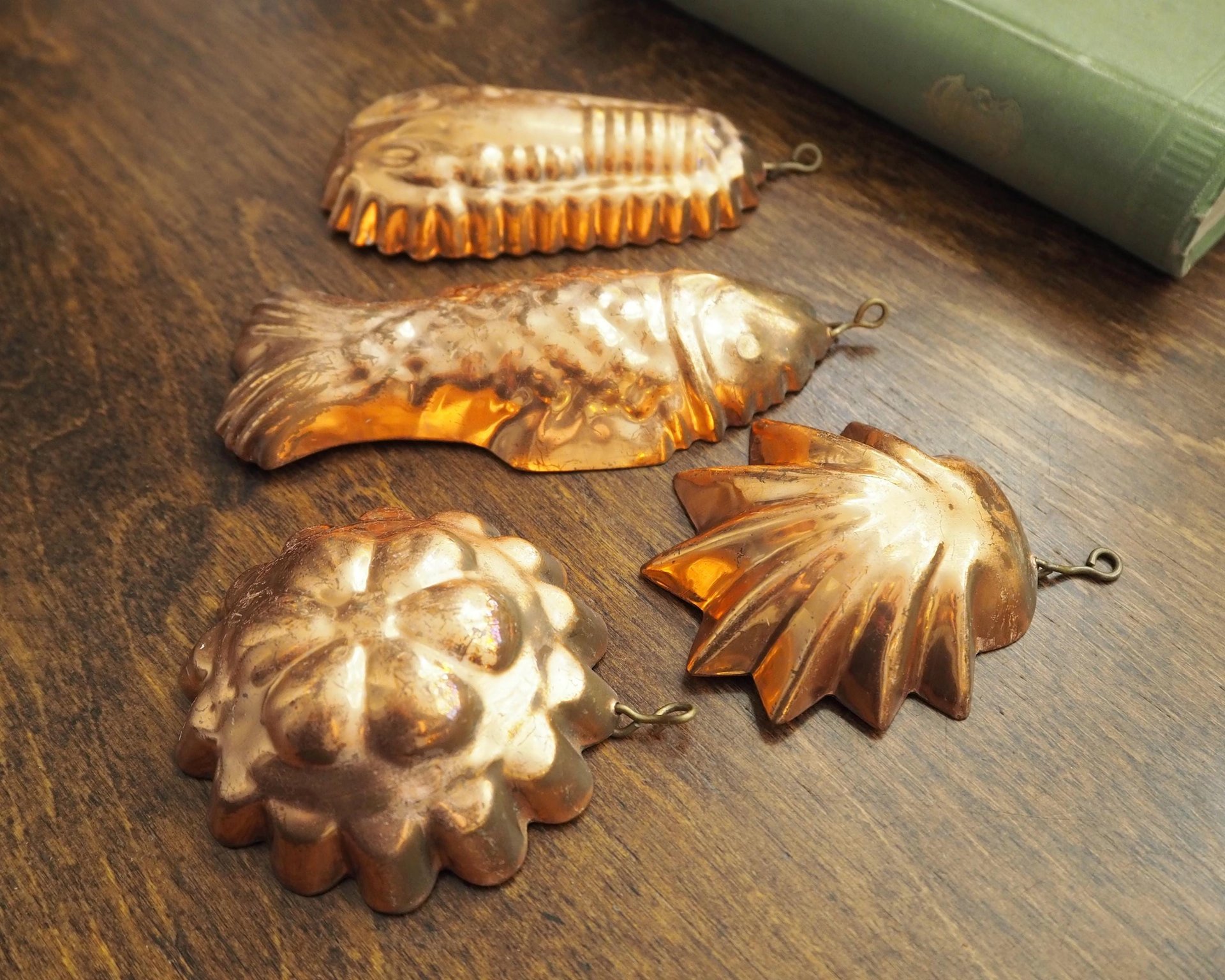 Set of four small vintage copper baking molds | Tiny copper molds | Mismatched copper molds | Vintage copper molds | Vintage kitchen decor