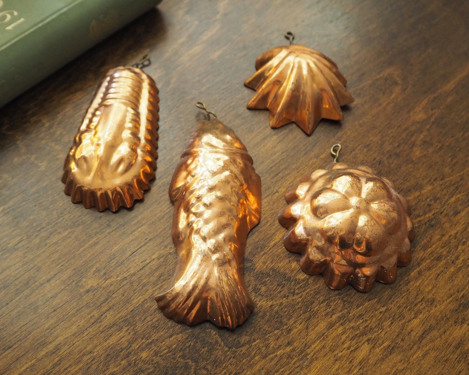 Set of four small vintage copper baking molds | Tiny copper molds | Mismatched copper molds | Vintage copper molds | Vintage kitchen decor