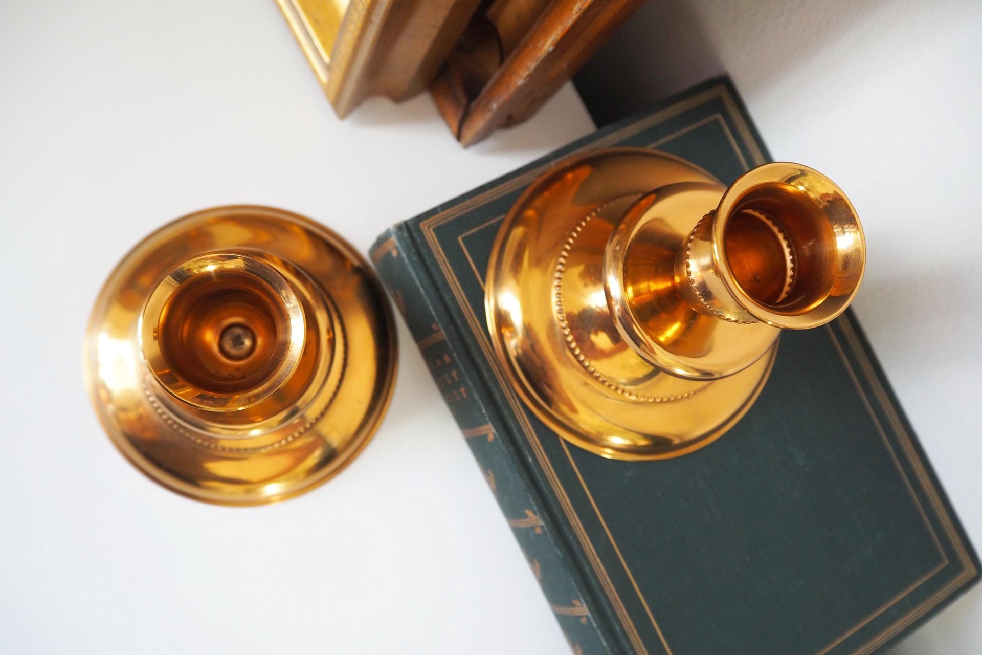 Pair of vintage candlestick holders | Gold plated candlestick holders | Simple candlestick holders | Made in Finland