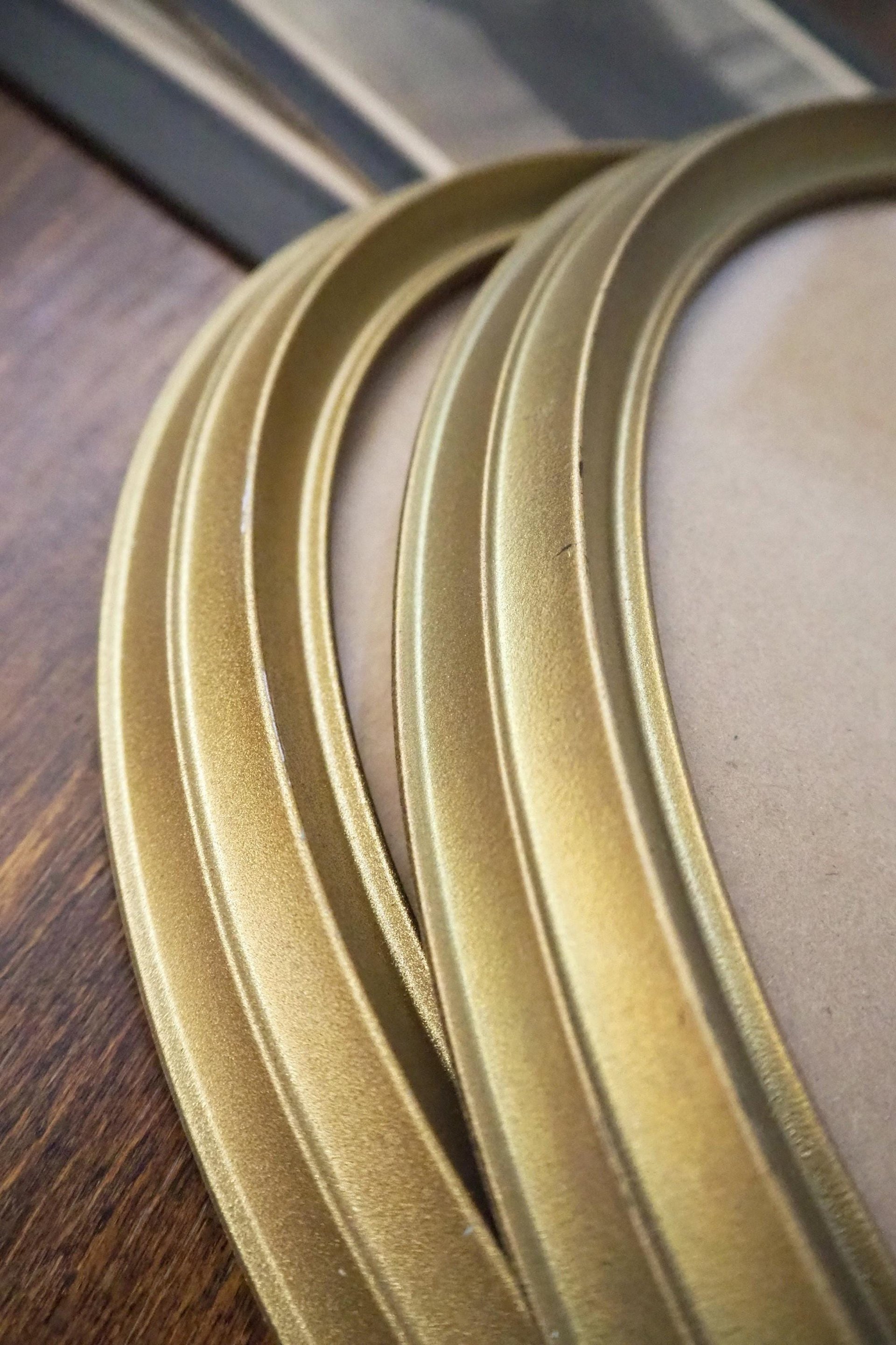 Set of two vintage picture frames | Oval photo frames | Vintage gold tone frames | Vintage photo frames