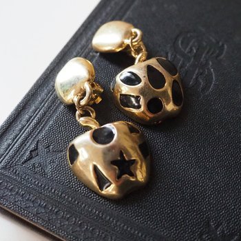 Vintage clip-on earrings | Gold tone clip-on earrings | Vintage gold tone earrings | Clip-on earrings | Chunky clip-on earrings