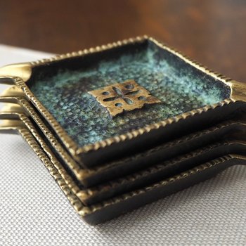 Vintage brass ashtray set | Set of four brass ashtrays | Small vintage ashtrays | Brass ashtray | Brass ashtray set