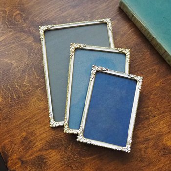 Set of three vintage photo frames | Set of three matching vintage frames | Vintage brass picture frames | Brass and white frames