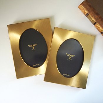 Vintage photo frames | Set of two vintage brass frames | Jyden photo frames | Oval photo frames | Vintage brass frames