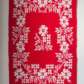 Vintage wall hanging | Floral red and white wall hanging | Scandinavian wall hanging | Vintage wall tapestry | Handmade wall tapestry