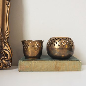 Set of two vintage tealight candle holders | Brass tealight candleholders | Vintage brass votive candleholders | Mismatched tealight holders