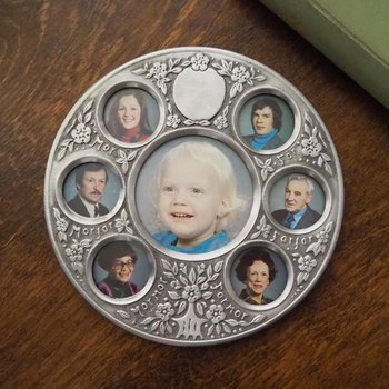 Vintage pewter photo frame | Family tree photo frame | Eik Tinn Norway photo frame | Vintage pewter photo frame | Vintage family photo frame