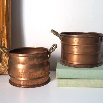 Set of two vintage copper planters | Mismatched copper planters | Small copper planters | Vintage planters with handles
