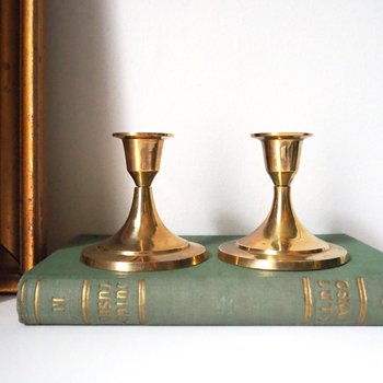 Pair of vintage candlestick holders | Brass candlestick holders | Simple brass candlestick holders | Brass candle holders